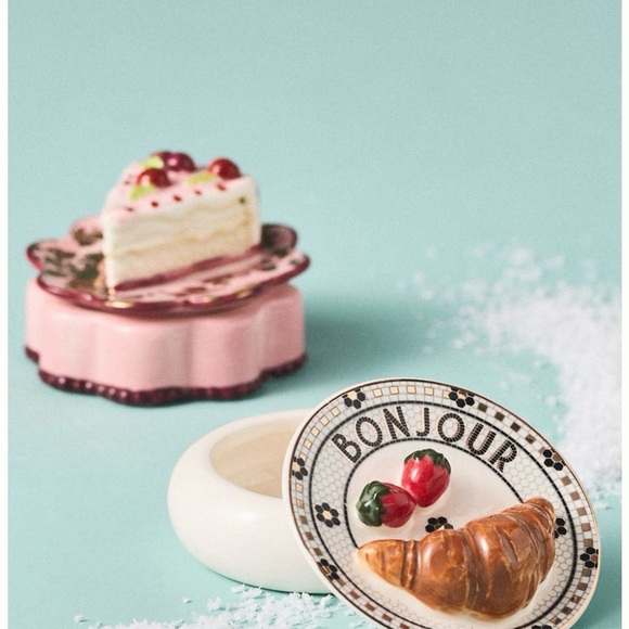 Anthropologie tiny trinket box Bonjour with Croissant and Strawberry Design - Picture 2 of 3